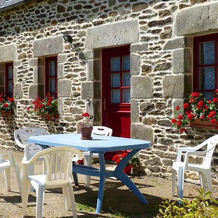 Gite De Caractere Lopérec Buitenkant foto