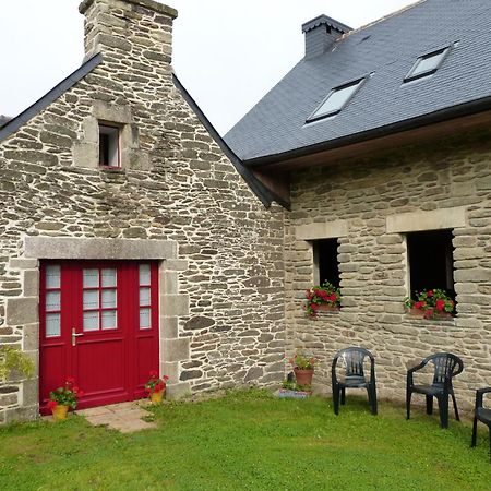 Gite De Caractere Lopérec Buitenkant foto