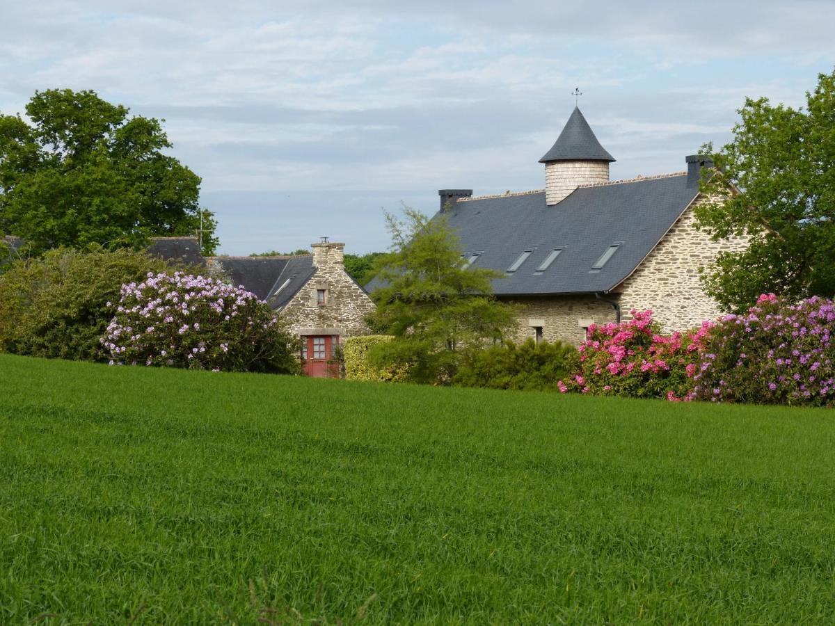 Gite De Caractere Lopérec Buitenkant foto