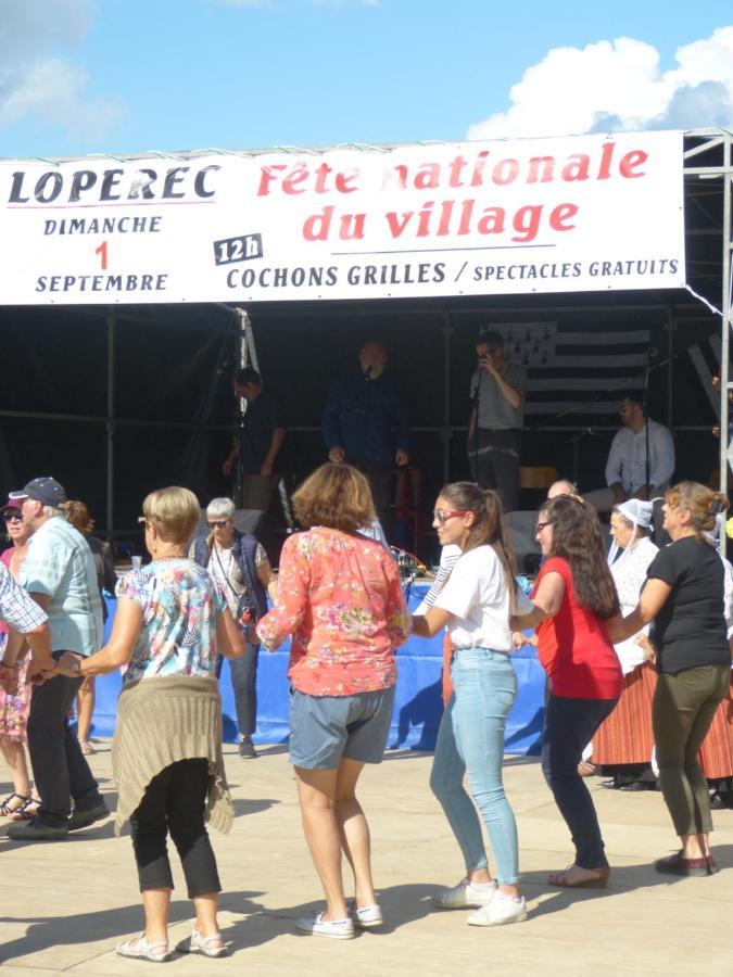 Gite De Caractere Lopérec Buitenkant foto