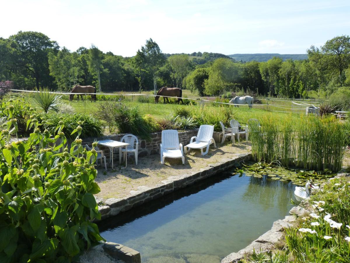 Gite De Caractere Lopérec Buitenkant foto